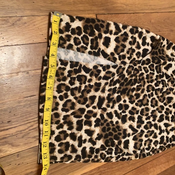 Women skirt - Picture 4 of 6